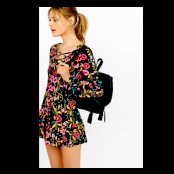 Floral Romper - Picture 7 of 7